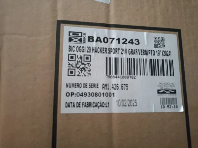 vende uma bicleta nova na caixa,com nota fiscal aceitamos cartão de crédito.aproveitem