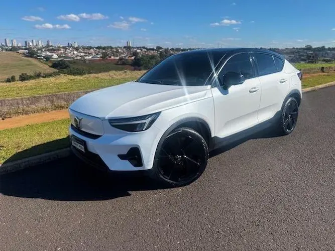 Volvo C40 Recharge Plus (elétrico) 2022