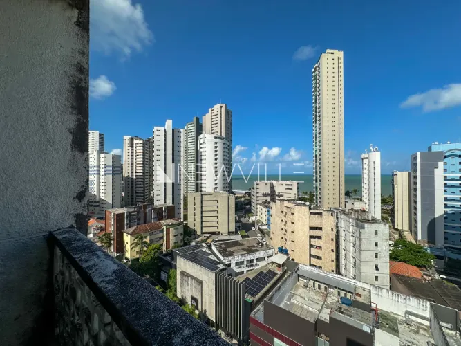 Apartamento para locação no Edifício Gilka, em Boa Viagem  134m², 4 quartos, 1 suíte e 2 v