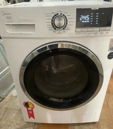 Para VENDER RÁPIDO. Lava e seca Midea Inverter Smart 
