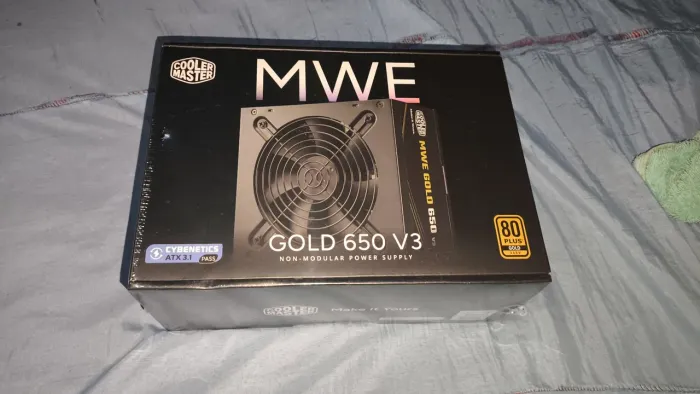 Fonte Cooler Master MWE Gold 650 V2 650W 80 Plus Gold