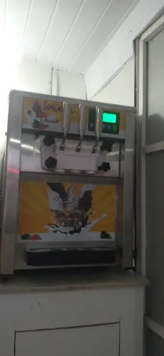Máquina sorvete expres 