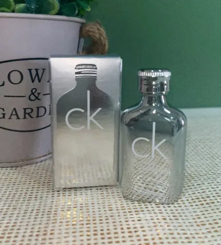 Perfume Miniatura CK One Parfum Intense