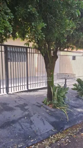 Casa com 3 dormitórios para alugar, 90 m² por R$ 1.675,00/mês - Residencial Macedo Teles I