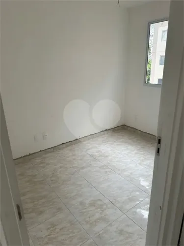 Apartamento à venda com 2 quartos em Jardim Recanto Verde, São Paulo