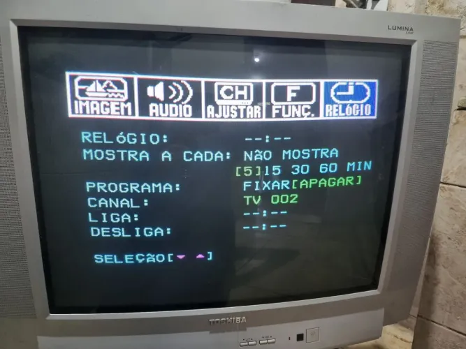 Vendo Tvs antigas com otimas condiçoes