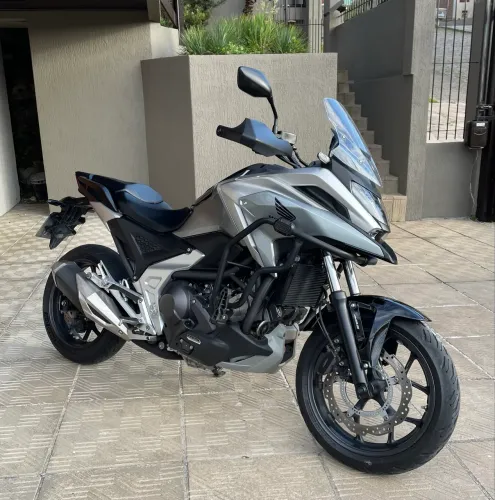 BAIXOU!!! NC 750X DCT Automática ACEITO TROCAS na garantia