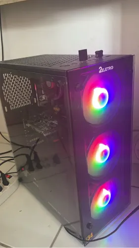 PC GAMER ( I5 + 16GB RAM + 240GB SSD + AMD RX550
