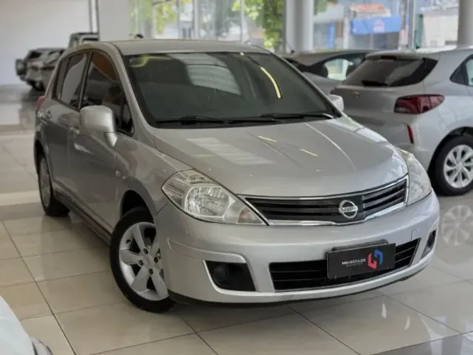 Nissan Tiida S 1.8/1.8 Flex 16V Mec. 2013 (81) 99269.3482 RICARDO COSTA HN VEICULOS