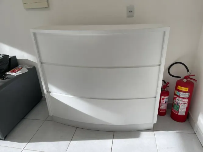 Armário bancada para recepção 