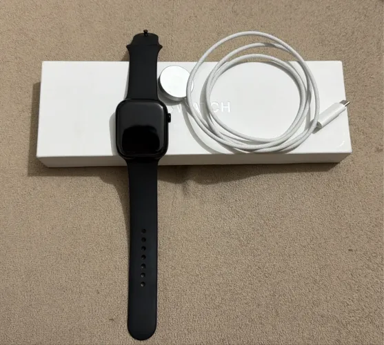 Apple Watch S11 46mm Midnight - Estado de Novo (Com Caixa e Carregador)