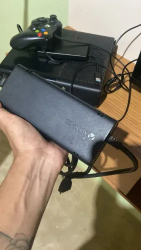 Vendo Xbox 360 Desbloqueado hd 1tb