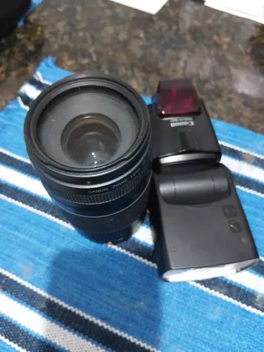Vendo lente objetiva Canon e Flesh