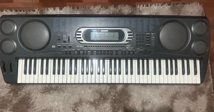 TECLADO Casio CTK-731