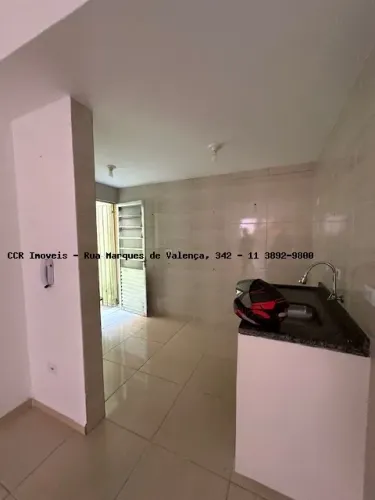 Casa para Locação em São Paulo, Parque São Rafael, 1 dormitório, 1 banheiro