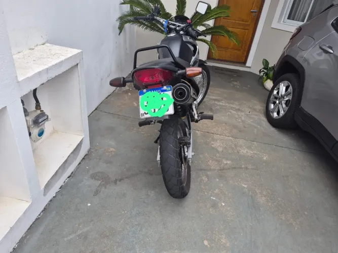 Falcon Nx 400 cc