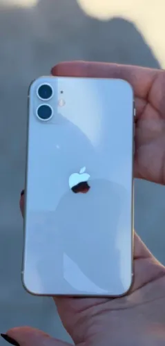 Vendo IPhone11 - 64GB