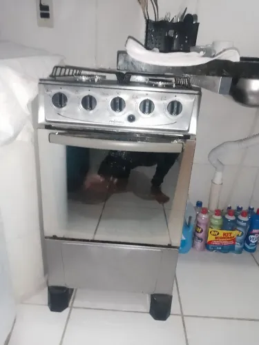 Vendo fogão