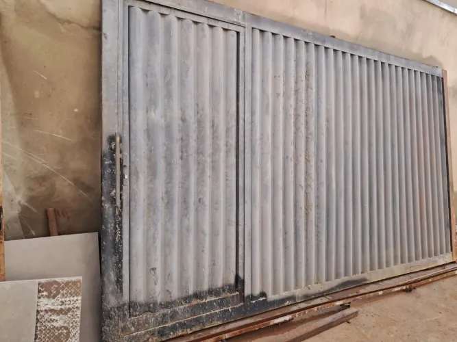 PORTÃO COMPLETO MEDIDO 380X230 CM  COM SOCIAL  JUNTO