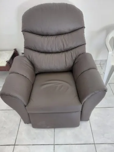 Poltrona do Papai Reclinável Marrom - Estado de Nova