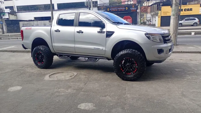 Ford Ranger XLS 2.5 16V 4X2 CD Flex 2013