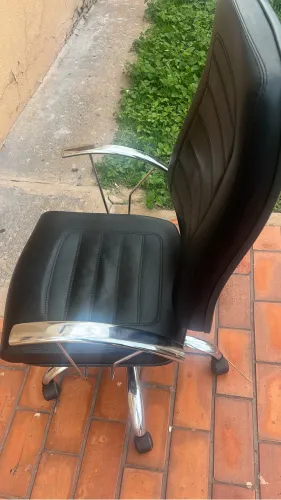 Cadeira presidencial giratória 