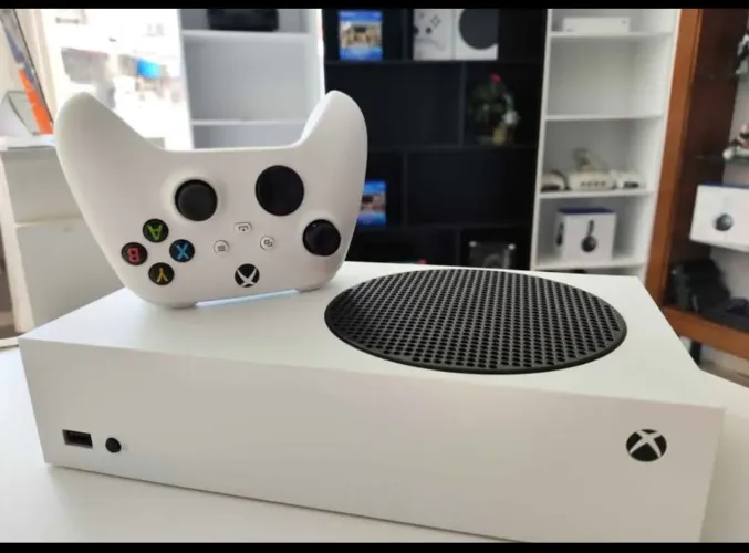 Xbox Séries S - Semi-novo (LOJA FISICA JUNDIAI)