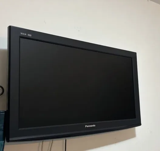 TV PANASONIC LCD 32 POLEGADAS
