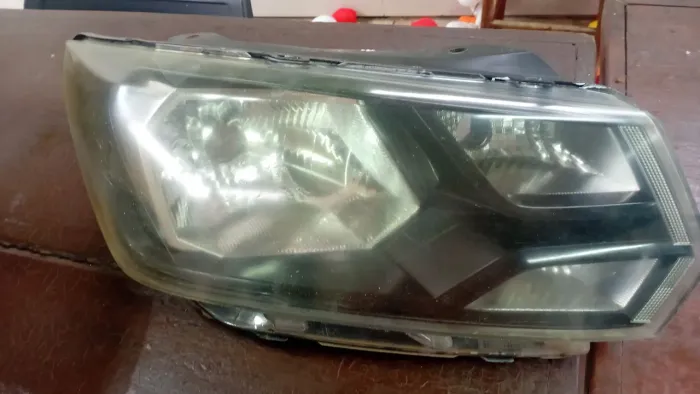 Farol gol. g8 lado direito