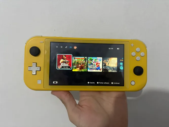 Nintendo Switch LITE DESBLOQUEADO