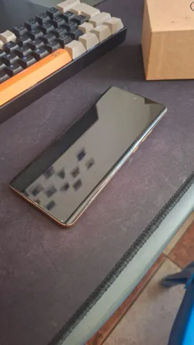 MOTO EGDE 40 NEO