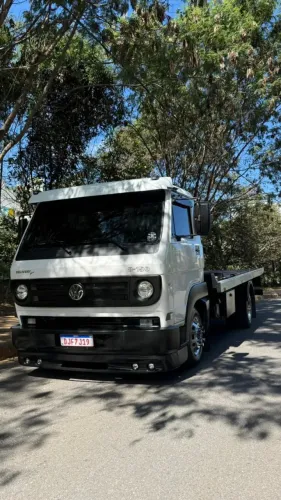 8-150e Delivery Reboque