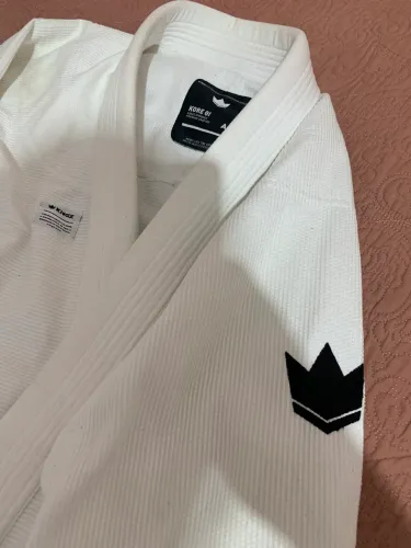 Kimono KINGZ Kore Gi Branco A2L