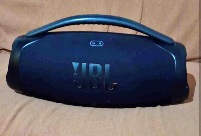 Bombox 3 jbl original ,sem defeito 