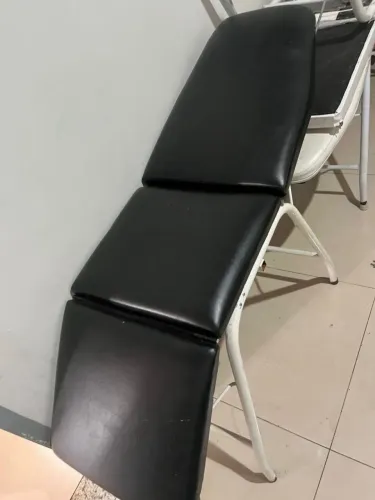 Vendo duas MACA três posições uma branca e uma preta