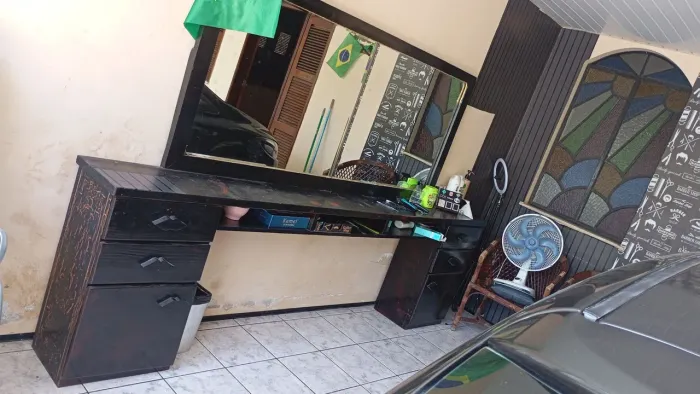 Bancada Rústica para Barbearia.
