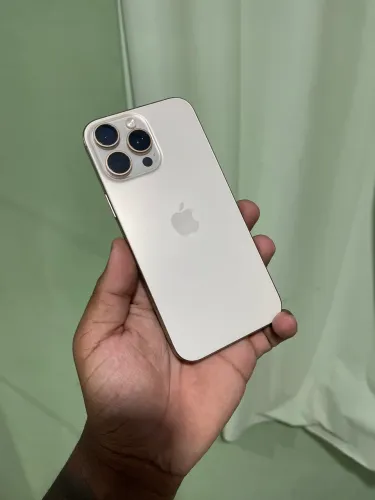 IPHONE 16 PRO MAX 256GB