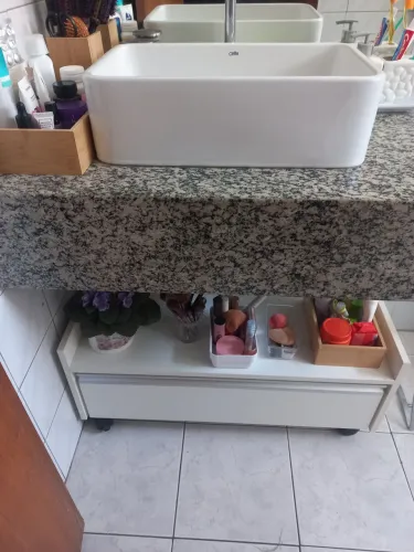 Gavetão com rodinhas