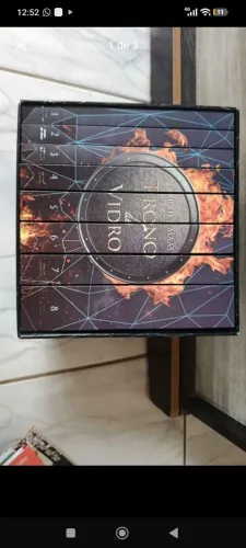 Box trono de vidro