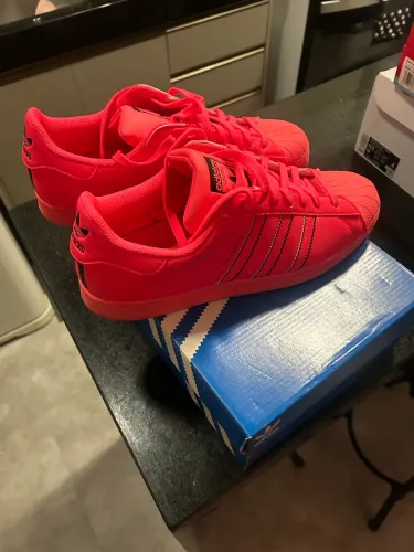 Tenis Adidas Superstar Neon Pink Edição Especial