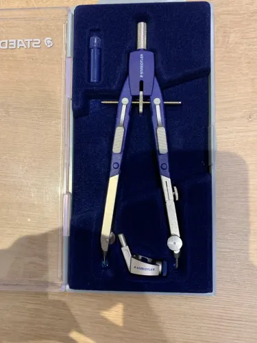 Compasso staedtler