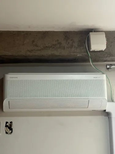 Vendo Evaporadora Samsung. APENAS a evaporadora