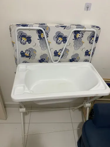 Banheira com trocador
