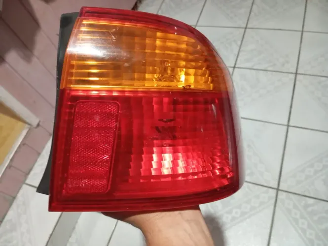 Lanterna honda civic 99 lado direito (passageiro)