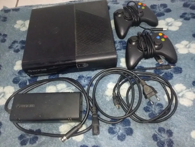 Xbox 360 SuperSlim