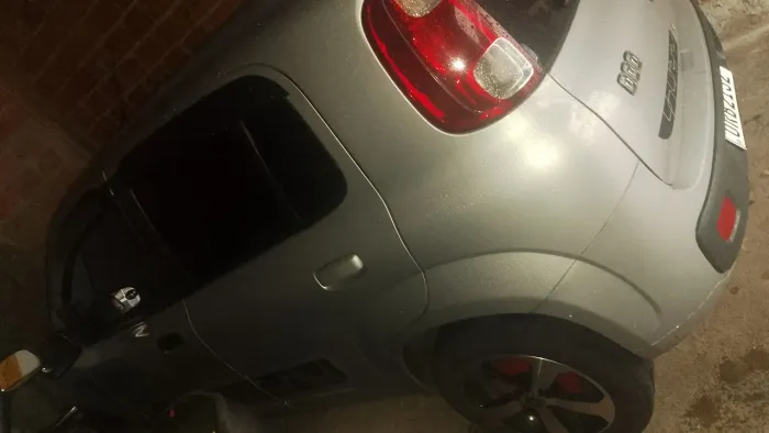 Fiat Uno Vivace Celeb. 1.0 EVO F.flex 8V 5P 2014