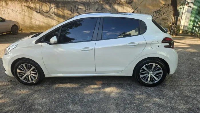Peugeot 208 Griffe 1.6 Flex 16V 5P Aut. 2020