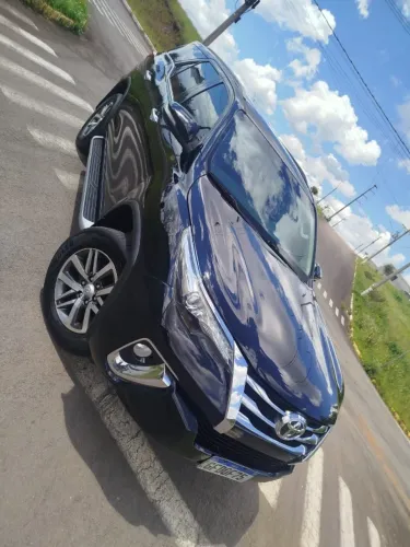 Toyota Hilux SW4 SRX 4X4 2.8 TDI 16V Dies. Aut. 2016