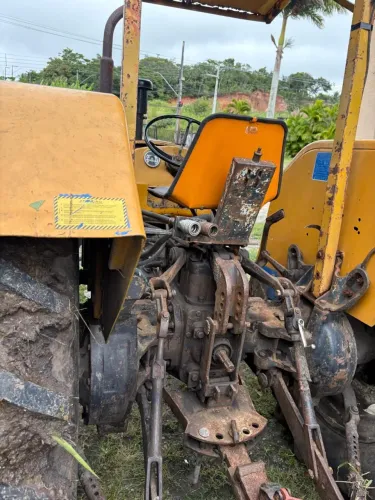 Trator Valmet 