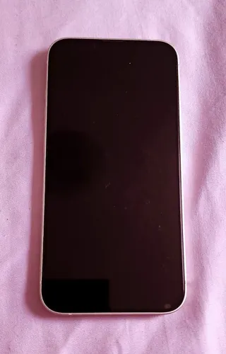  iPhone 14 - 128GB - Cor Estelar (Starlight)